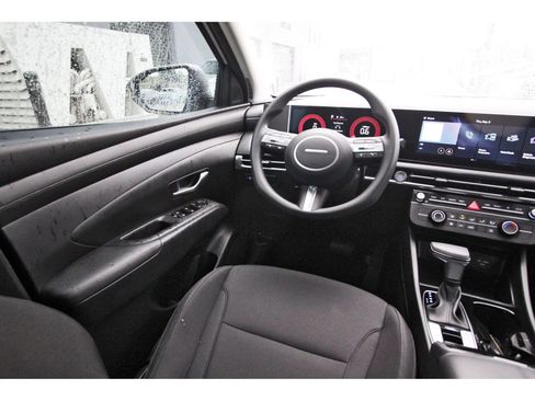Certified 2026 Hyundai Tucson SE FWD image 10
