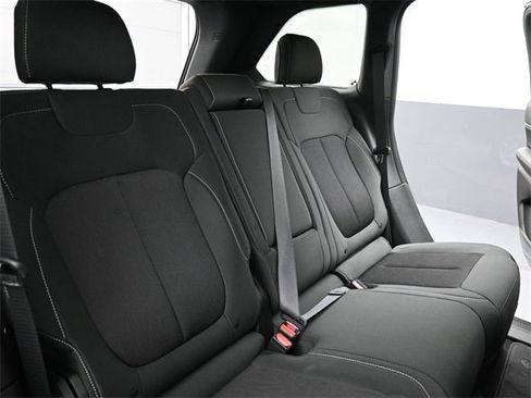 New 2025 Jeep Grand Cherokee Laredo X image 22