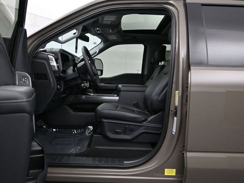 New 2026 Ford F250 Lariat w/ Lariat Ultimate Package AWD/4WD image 22