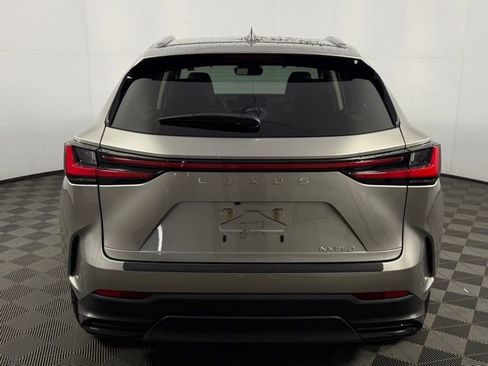Used 2024 Lexus NX 250 FWD image 7