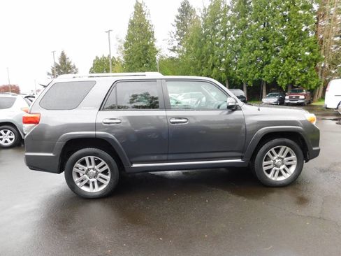 Used 2011 Toyota 4Runner Limited AWD/4WD image 24