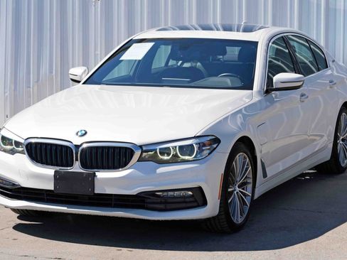 Used 2018 BMW 530e image 49