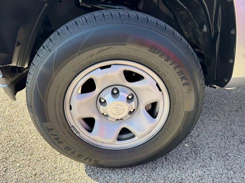 Used 2016 Toyota Tacoma 2WD Access Cab image 13