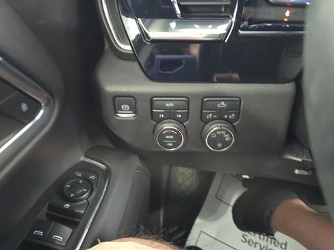 Certified 2024 Chevrolet Silverado 1500 LT image 20