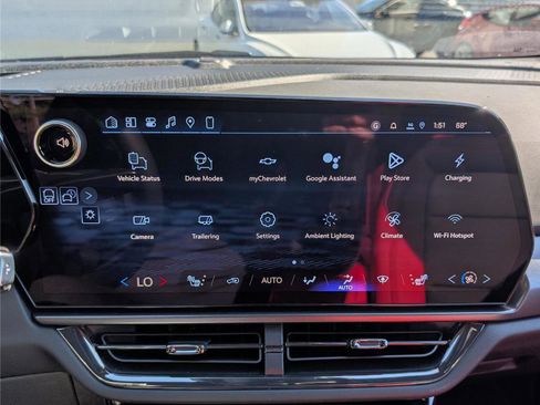 New 2026 Chevrolet Equinox EV RS image 20