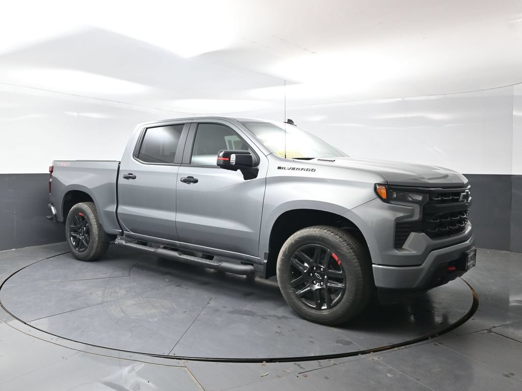 New 2026 Chevrolet Silverado 1500 RST w/ Redline Edition AWD/4WD image 3
