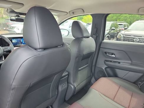 New 2026 Nissan Kicks SR w/ Cold Weather Package FWD image 23