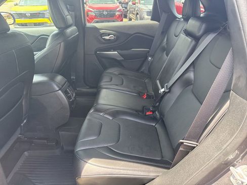 Used 2020 Jeep Cherokee High Altitude AWD/4WD image 28