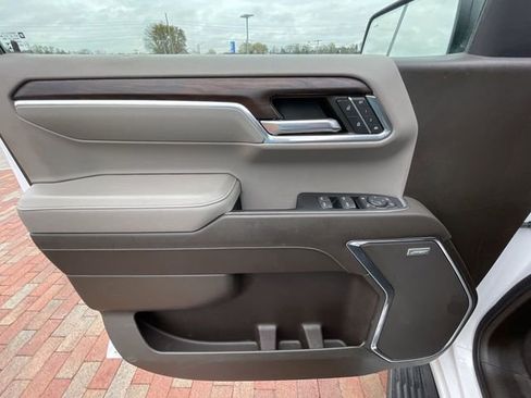 Used 2022 GMC Sierra 1500 SLT w/ SLT Premium Plus Package image 10