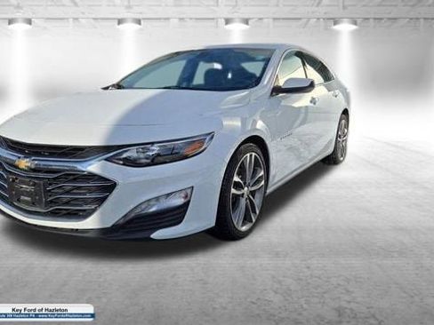Used 2022 Chevrolet Malibu LT image 3