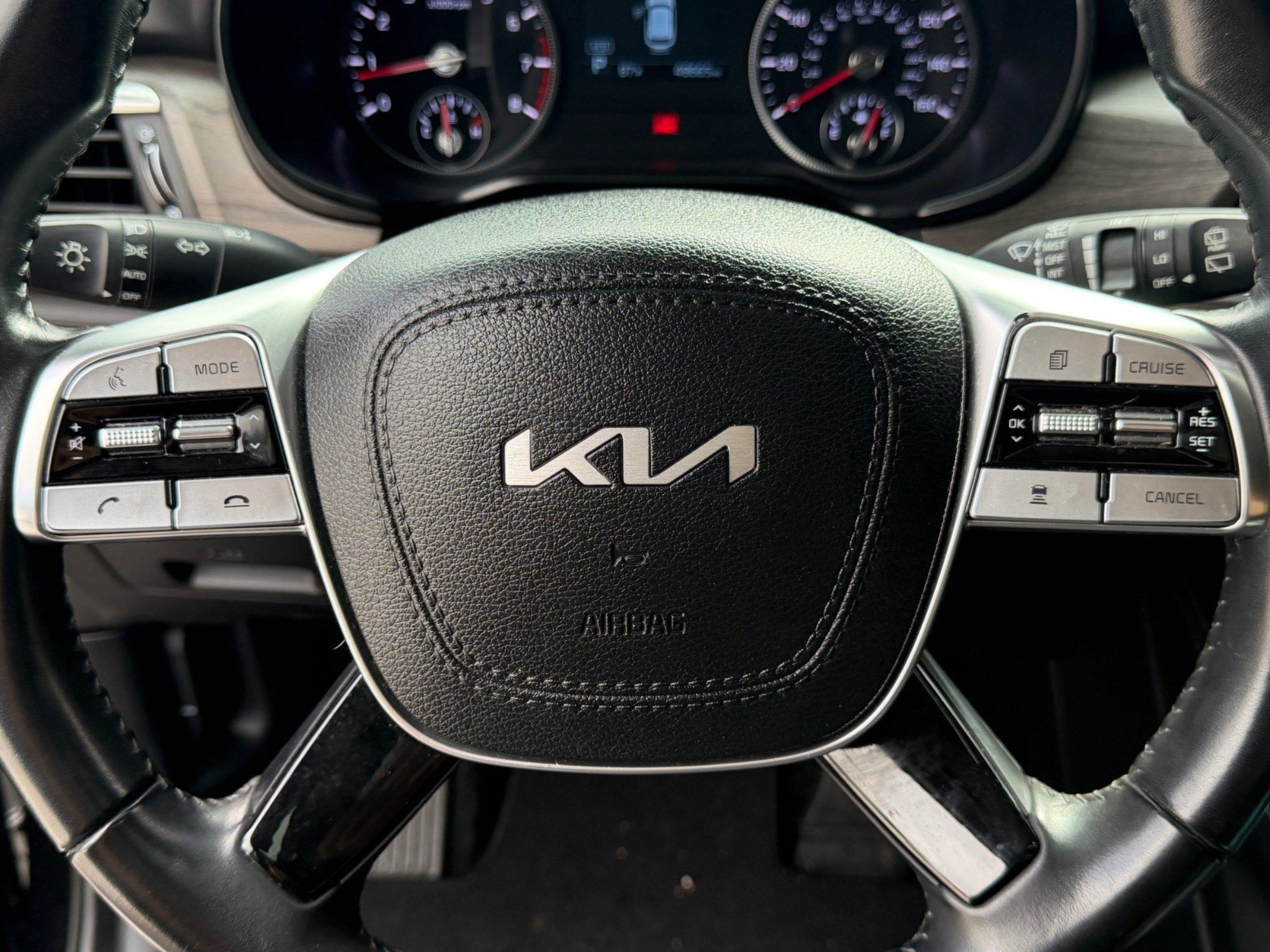 Certified 2022 Kia Telluride EX w/ EX Premium Package FWD image 31
