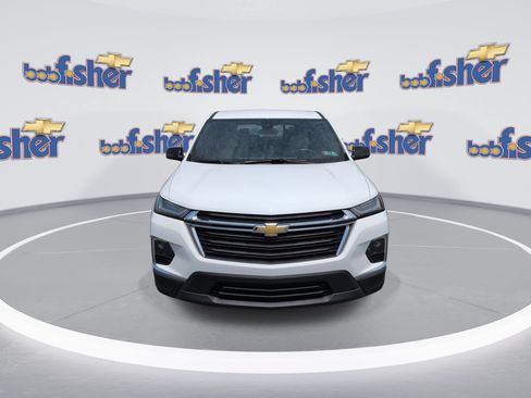 Certified 2022 Chevrolet Traverse LS AWD/4WD image 3
