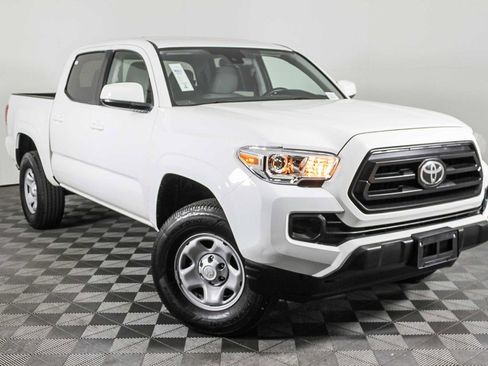Used 2022 Toyota Tacoma SR w/ SR Convenience Package image 1