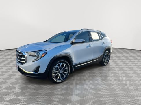 Certified 2021 GMC Terrain SLT image 4