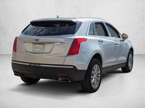 Used 2017 Cadillac XT5 Luxury w/ Driver Awareness Package image 5