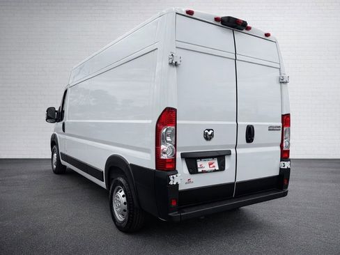 Used 2023 RAM ProMaster 2500 image 7