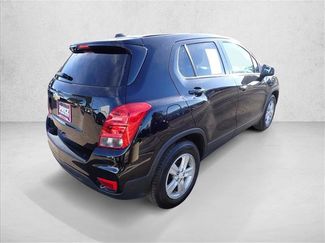 Used 2021 Chevrolet Trax LS w/ Tint and Cruise Package video 4