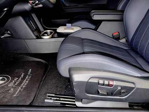 Certified 2025 MINI Cooper S image 10