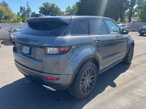 Used 2018 Land Rover Range Rover Evoque Landmark Edition AWD/4WD image 4