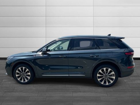 Used 2020 Lincoln Corsair Reserve FWD image 2