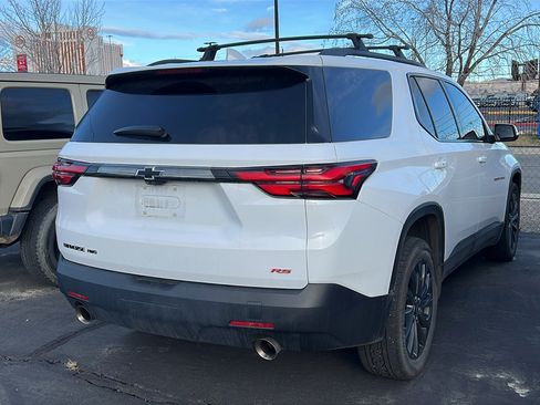 Used 2023 Chevrolet Traverse RS w/ LPO, Cargo Package image 3
