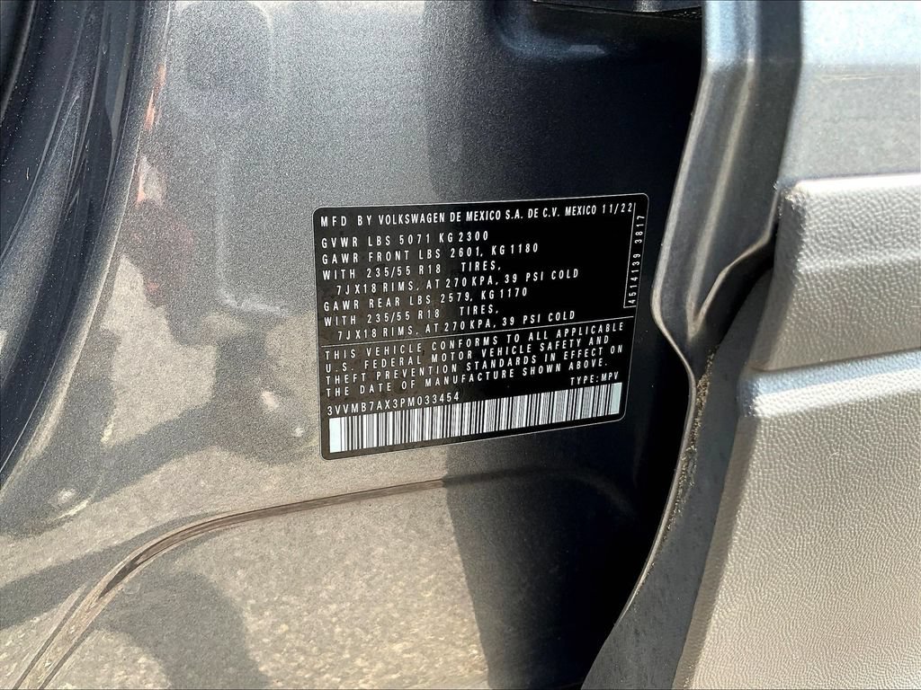Used 2023 Volkswagen Tiguan SE AWD/4WD image 19