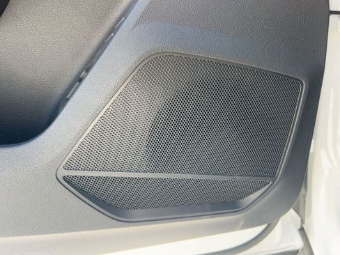 New 2025 Audi Q3 2.0T Premium image 22