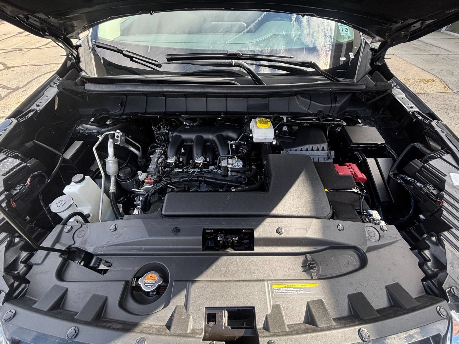 Used 2025 Nissan Pathfinder SV AWD/4WD image 34
