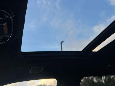 Used 2024 Jeep Grand Wagoneer L Series III image 28