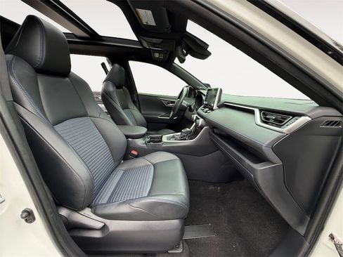 Used 2020 Toyota RAV4 XSE image 13