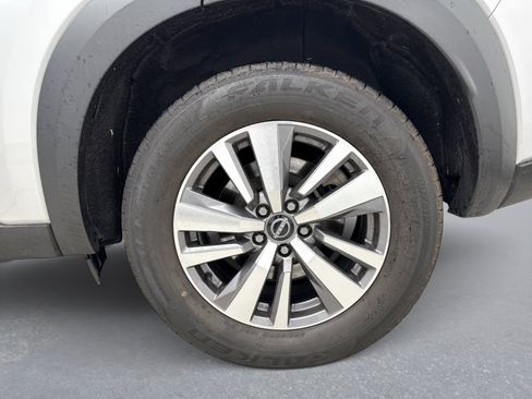 Used 2023 Nissan Pathfinder SL w/ Cargo Package AWD/4WD image 27