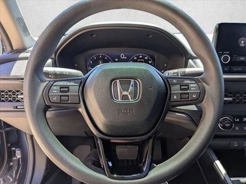 Used 2025 Honda Accord SE image 12
