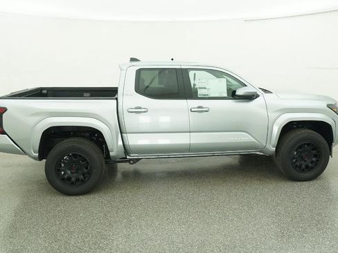 New 2025 Toyota Tacoma SR5 image 88