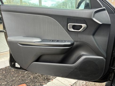 Used 2025 Kia K4 LXS image 18