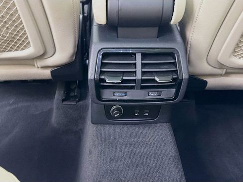 Used 2020 Audi Q3 2.0T Premium w/ Convenience Package image 26