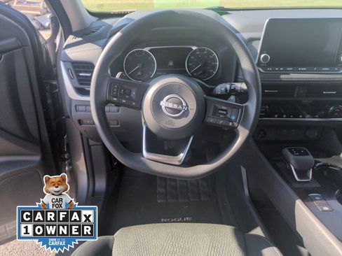 Used 2024 Nissan Rogue SV image 17