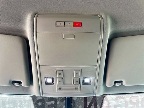 Used 2023 Volkswagen Atlas SE image 19