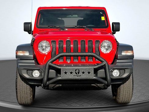Used 2023 Jeep Wrangler Sport S image 3