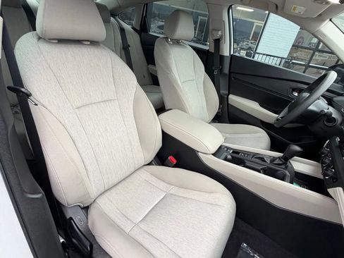 Used 2023 Honda Accord EX image 13