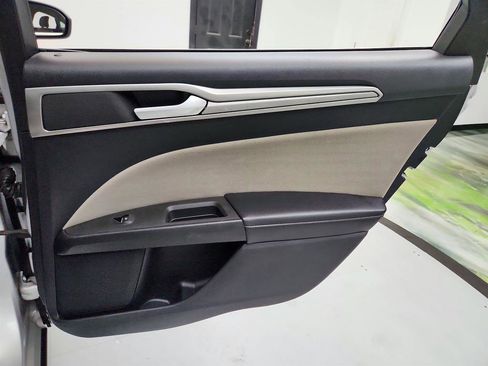 Used 2019 Ford Fusion S image 29