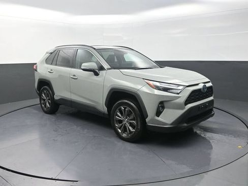 Certified 2023 Toyota RAV4 XLE Premium AWD/4WD image 10