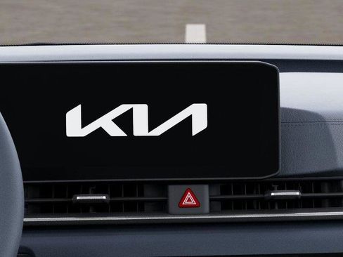 New 2025 Kia Carnival EX image 20