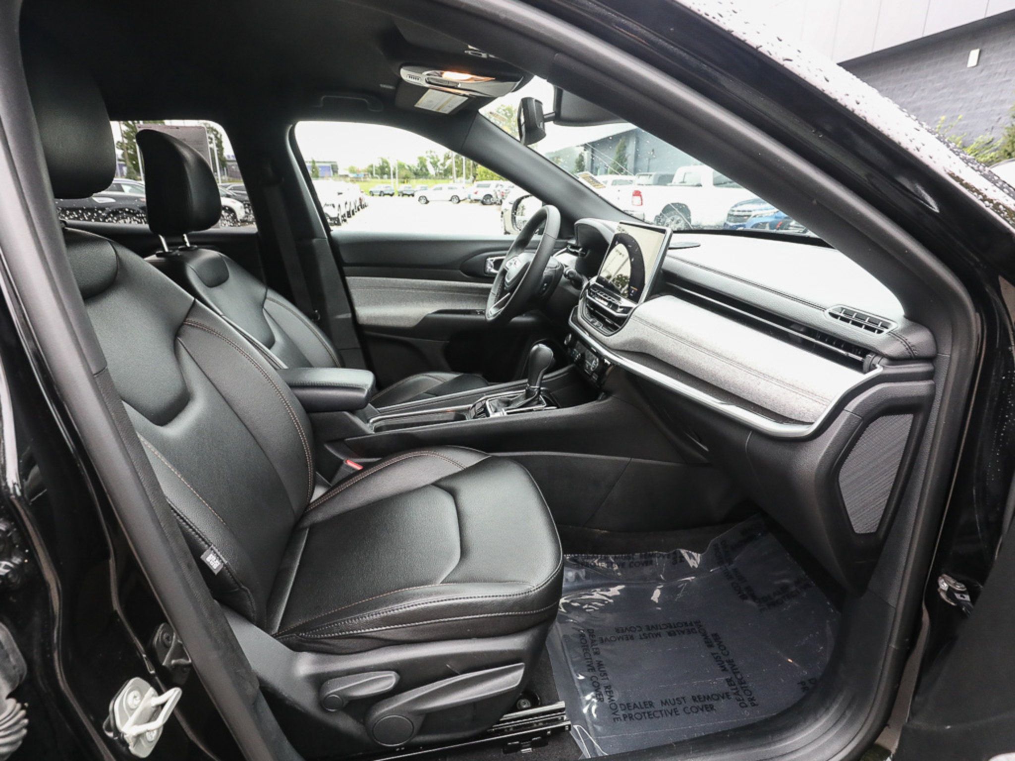 Used 2023 Jeep Compass Latitude AWD/4WD image 21