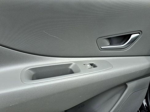 Certified 2024 Hyundai Elantra SEL FWD image 12