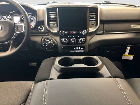New 2026 RAM 1500 Big Horn AWD/4WD image 12