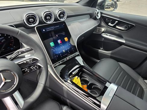 New 2026 Mercedes-Benz GLC 300 image 21