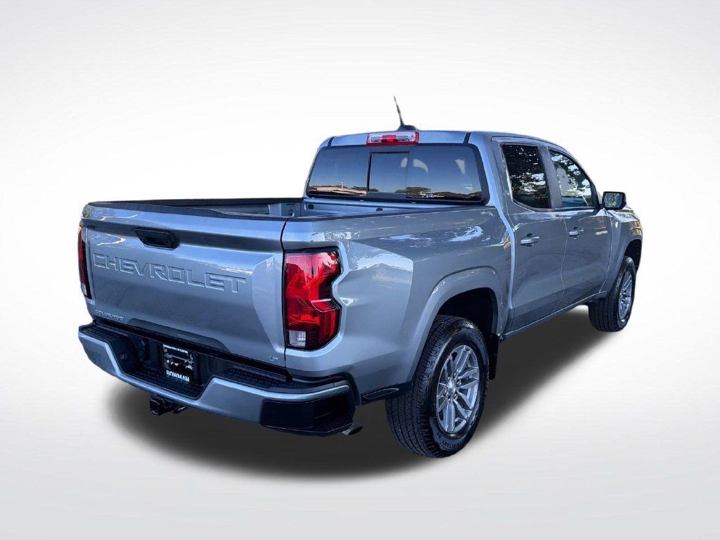 Used 2023 Chevrolet Colorado LT w/ LT Convenience Package RWD image 6