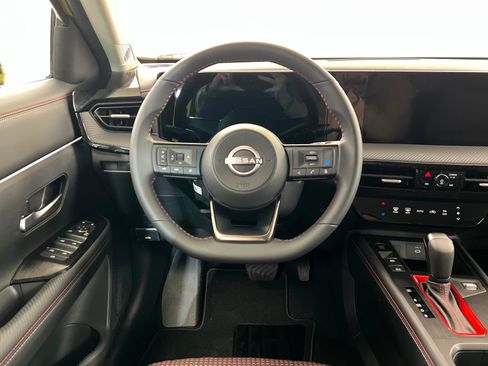 New 2026 Nissan Kicks SR image 12