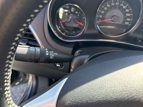 Used 2013 Chrysler 200 S image 20