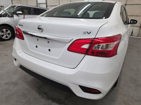 Used 2019 Nissan Sentra SV image 14